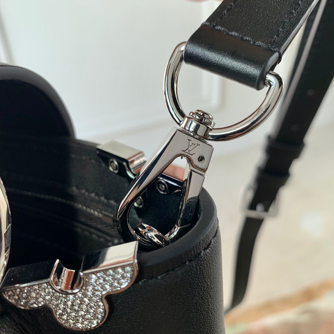 CAPUCINES MM 31 NOIR TAURILLON QUINCAILLERIE ARGENT
