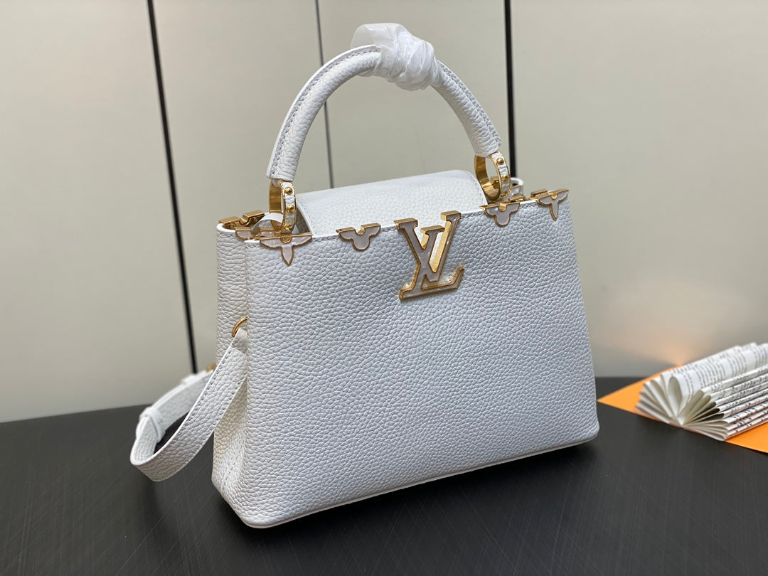 CAPUCINES BB 27 BLANCO TAURILLON HARDWARE DORADO