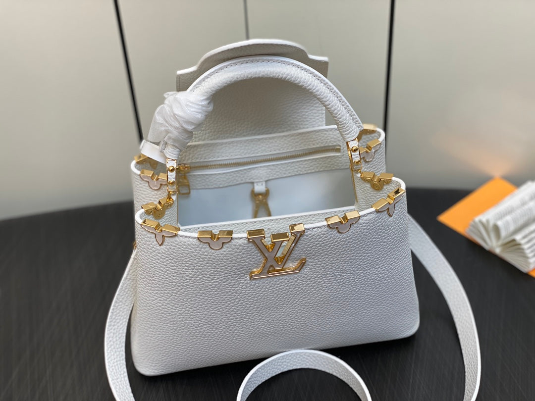 CAPUCINES BB 27 BLANCO TAURILLON HARDWARE DORADO