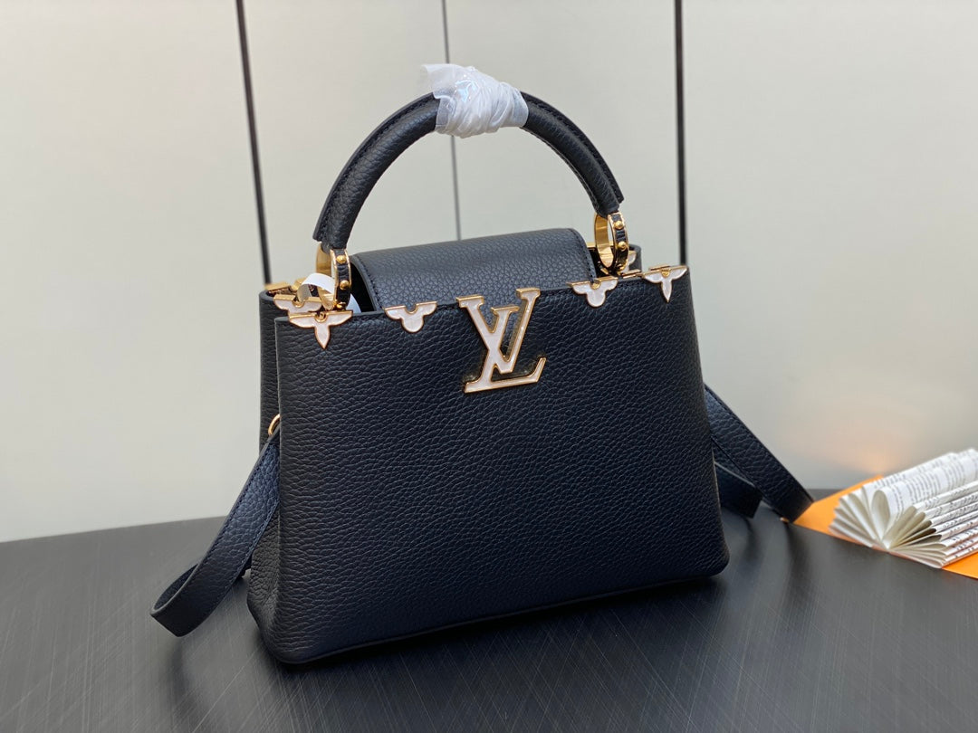 CAPUCINES BB 27 NEGRO TAURILLON HARDWARE DORADO