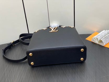 CAPUCINES BB 27 NEGRO TAURILLON HARDWARE DORADO