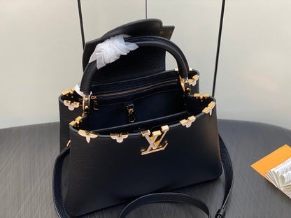 CAPUCINES MM 31 NOIR TAURILLON QUINCAILLERIE OR