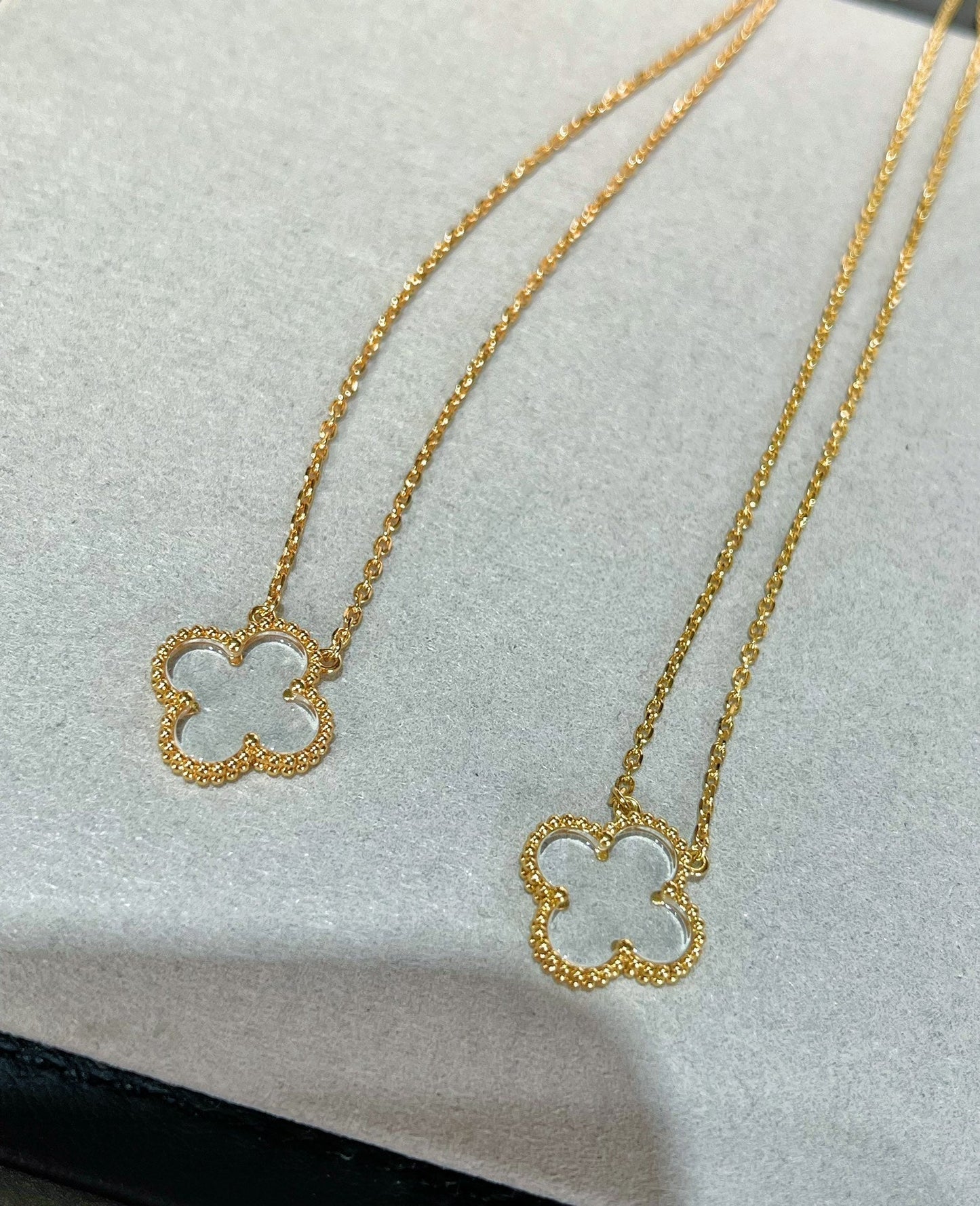 DIANA CLOVER ROCK CRYSTAL ROSE GOLD NECKLACE