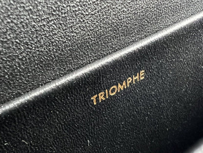 CUIR TRIOMPHE 20 PIEL DE BECERRO NEGRA HIERRO DORADO