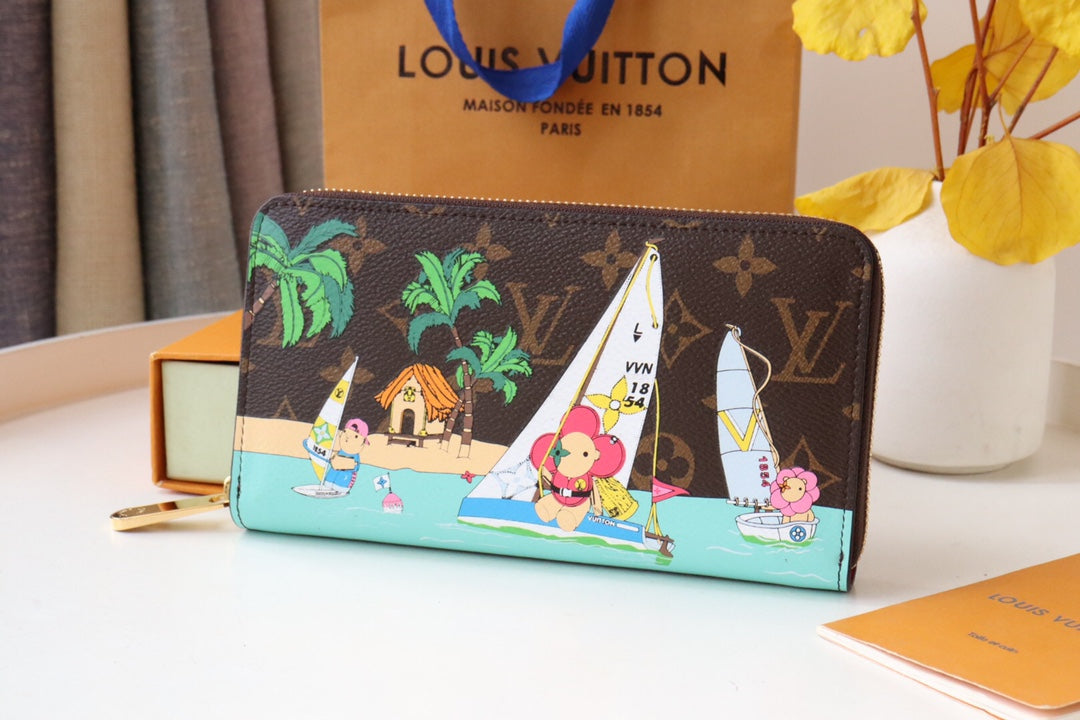 CARTERA VIVIENNE ZIPPY 9.5 LONA CON MONOGRAMA