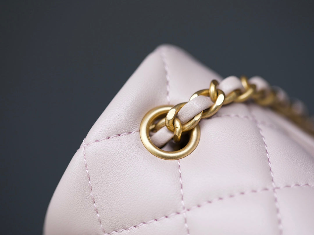 MINI SAC À RABAT RECTANGLE 20 CM CUIR D'AGNEAU ROSE CLAIR QUINCAILLERIE DORÉ