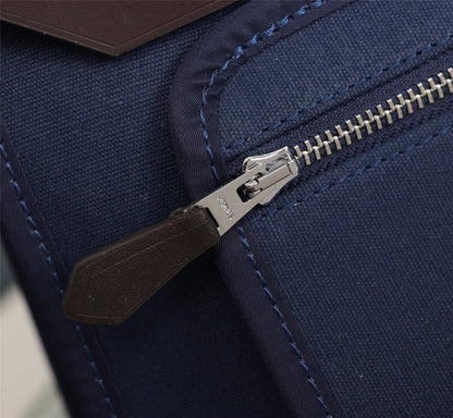 HM HERBAG ZIP 31 LONA AZUL MARINO Y CHOCOLATE