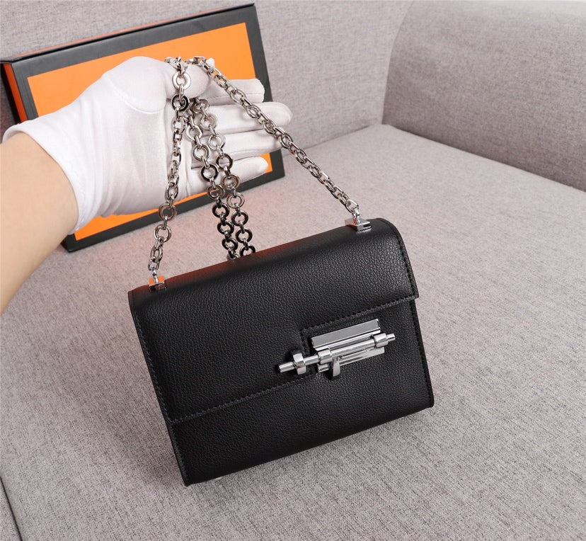 BOLSO MINI HM VERROU 17 PIEL DE BECERRO NEGRA
