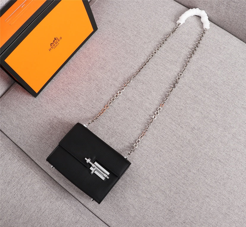 BOLSO MINI HM VERROU 17 PIEL DE BECERRO NEGRA