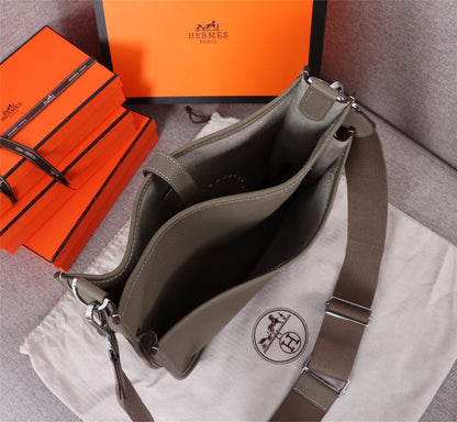 BOLSO HM EVELYNE 28 OLIVA TOGO