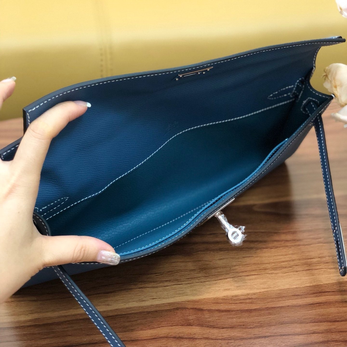 HM Kelly Cut 31cm Azul Swift Cuero Shw