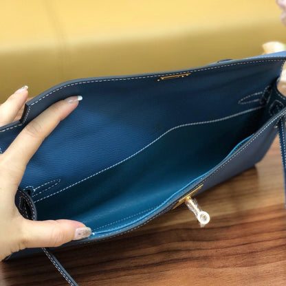 HM Kelly Cut 31cm Cuero Swift Azul Ghw