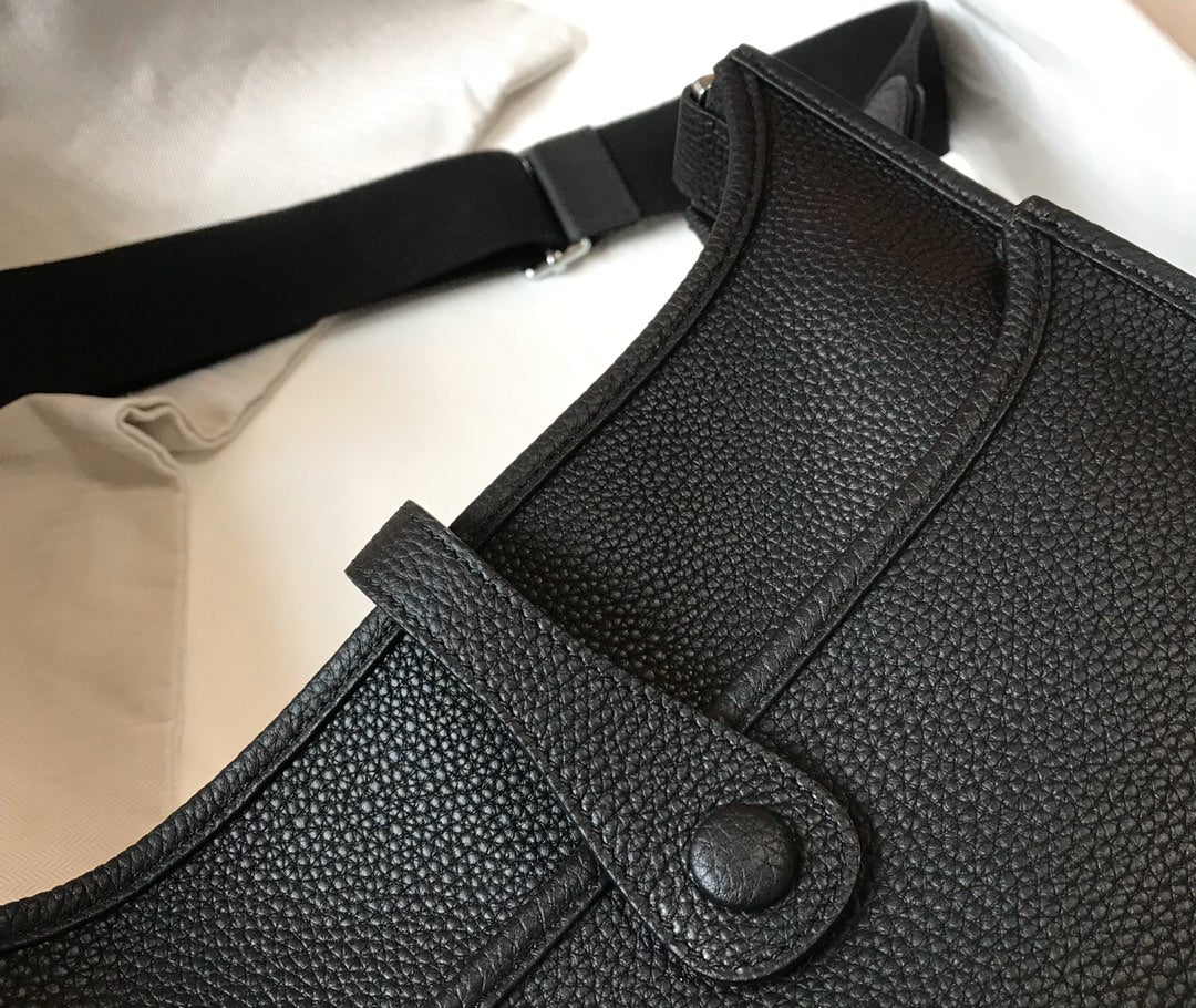 Evelyne 29cm Negro Togo Shw