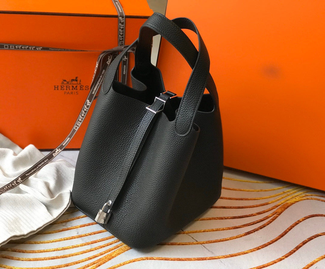 Cerradura picotin 22 negra Togo shw