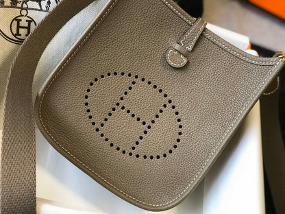 Mini Evelyne 18cm Marrón Togo Ghw