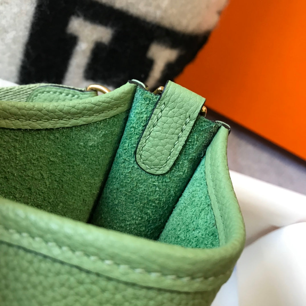 Mini Evelyne 18cm Verde Togo Ghw
