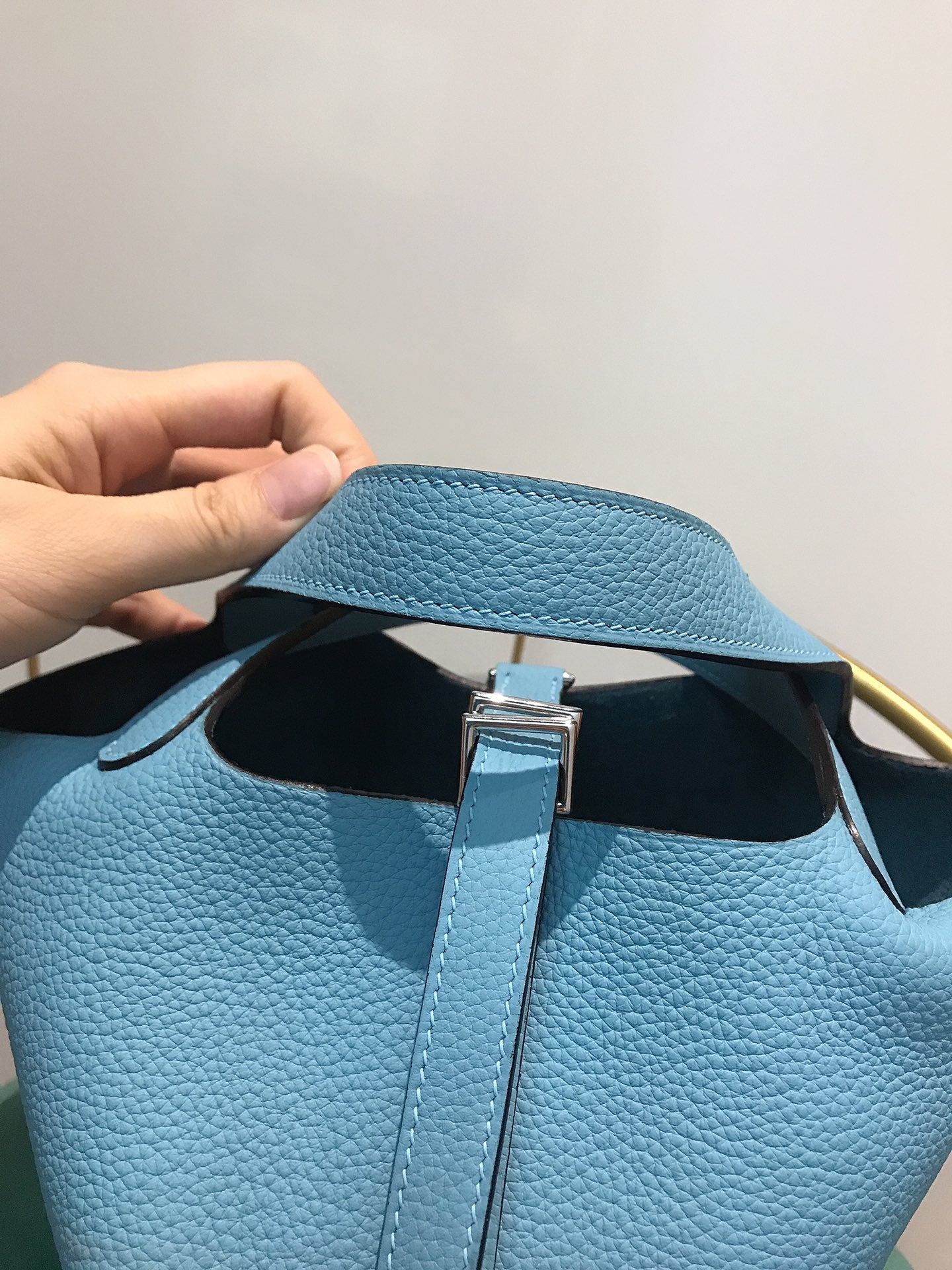 Cerradura picotin 18 cielo azul togo shw