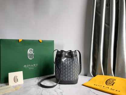 BOLSO CUBO PETIT FLOT 22 EN LONA GOYARDINE GRIS Y RIBETE DE PIEL DE CORDERO