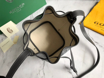 BOLSO CUBO PETIT FLOT 22 EN LONA GOYARDINE GRIS Y RIBETE DE PIEL DE CORDERO