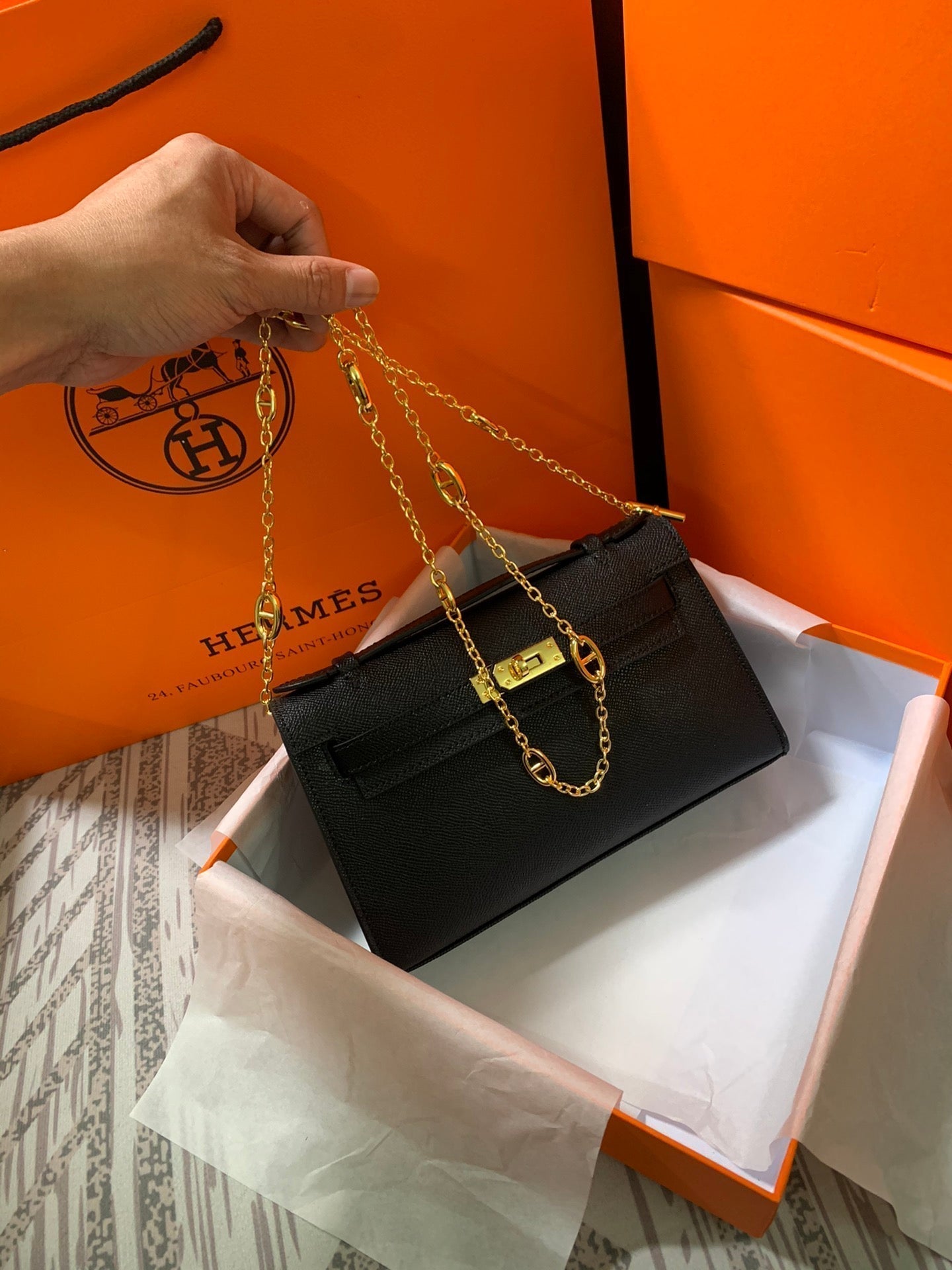 HM KELLY MINI POCHETTE 22 NEGRO EPSOM