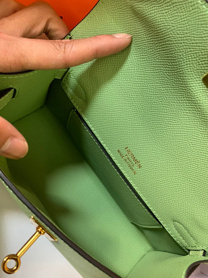HM KELLY MINI BOLSILLO 22 VERDE EPSOM