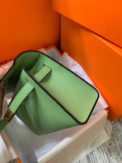 HM KELLY MINI BOLSILLO 22 VERDE EPSOM
