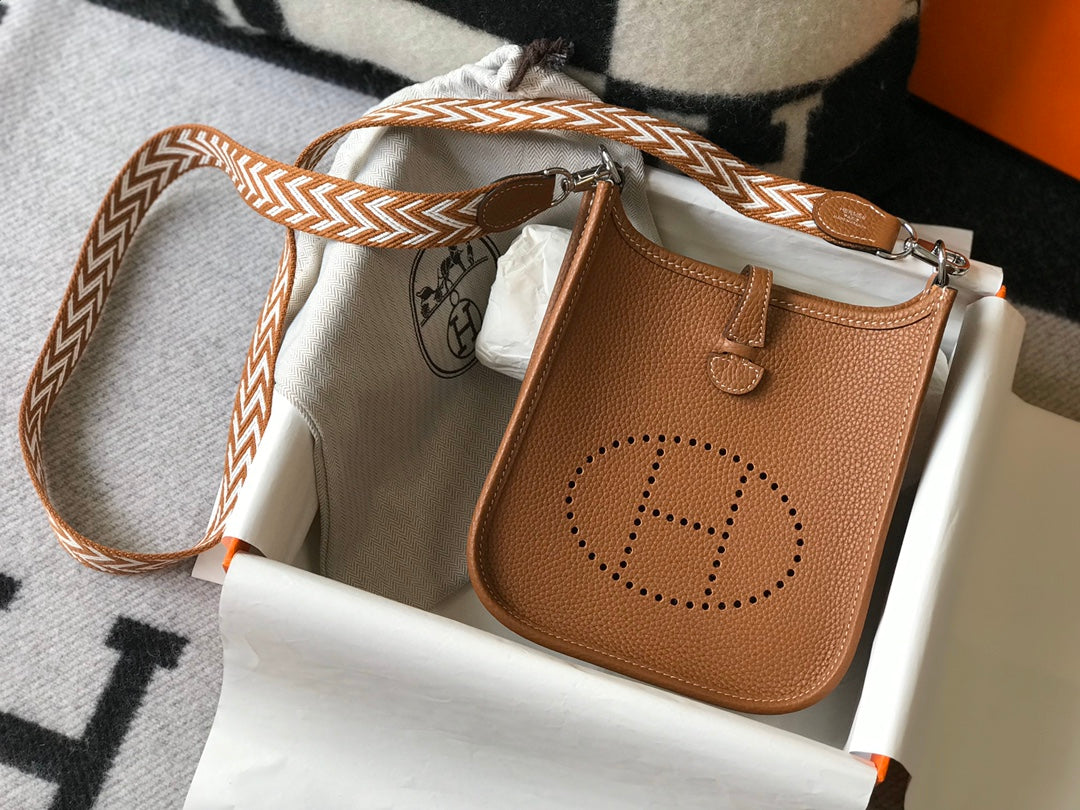 Mini Evelyne 18cm Bronceado Togo Shw