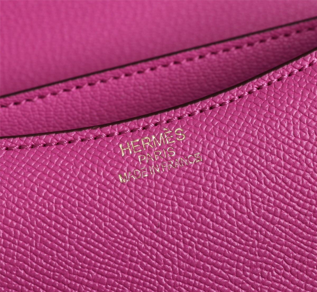 BOLSO HM CONSTANCE 19 ROSA EPSOM HARDWARE DORADO