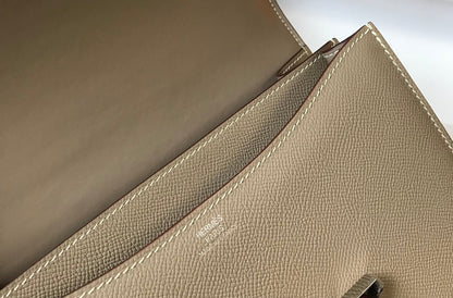 CONSTANCE 18 EPSOM MARRÓN CLARO HERRAJES PLATEADOS