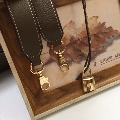 BOLSO DE HOMBRO HM 35 CEDAR TOGO HARDWARE DORADO
