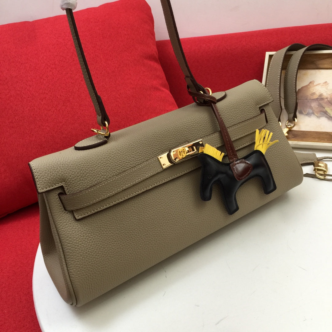 BOLSO DE HOMBRO HM 35 ARENA TOGO HARDWARE DORADO