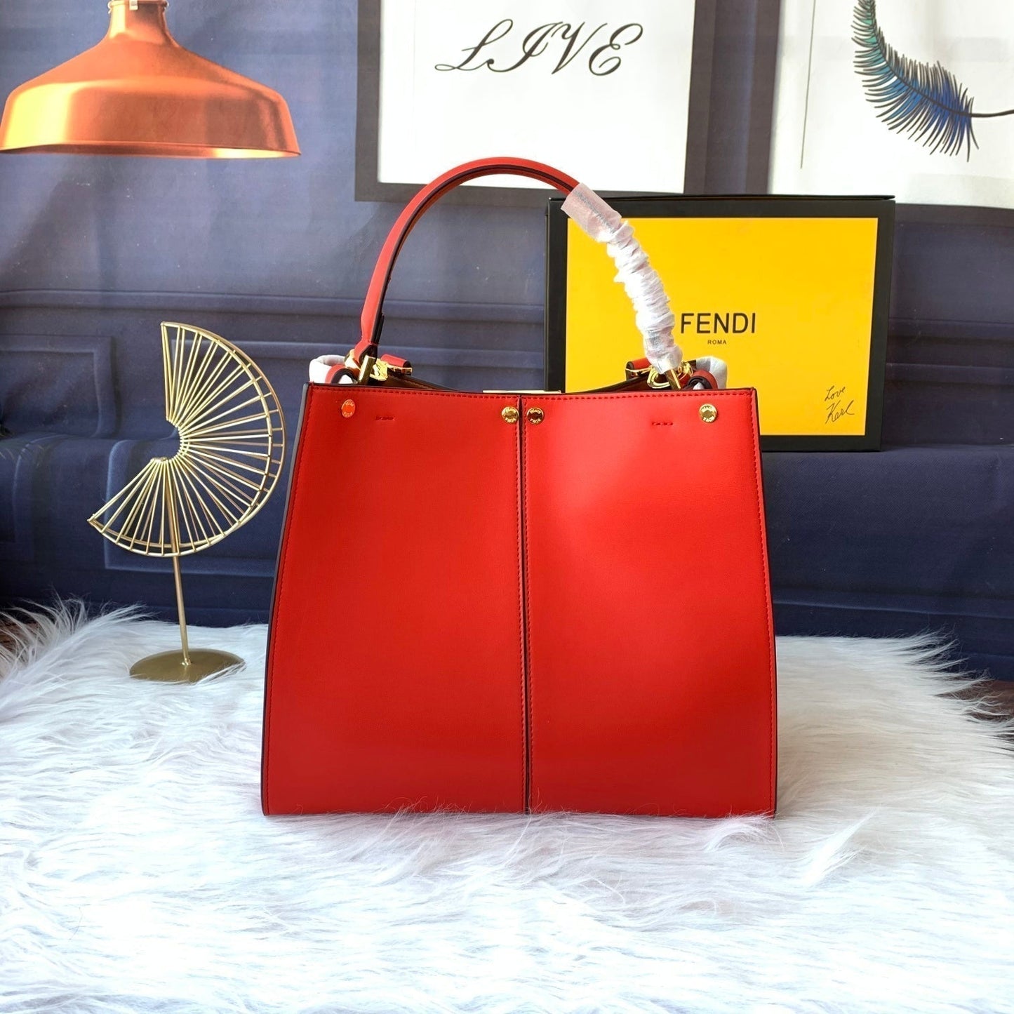 Bolso Peekaboo X-lite mediano de 30 cm, piel de cordero roja, herrajes dorados