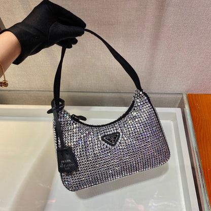 BOLSO HOBO BRILLANTE 23 EN NYLON NEGRO CON CRISTALES ADICIONALES