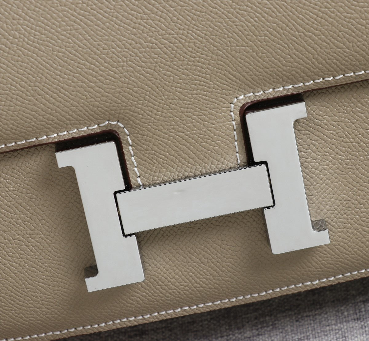 BOLSAS HM CONSTANCE 19 HERRAJES EPSOM PLATEADOS CAQUI