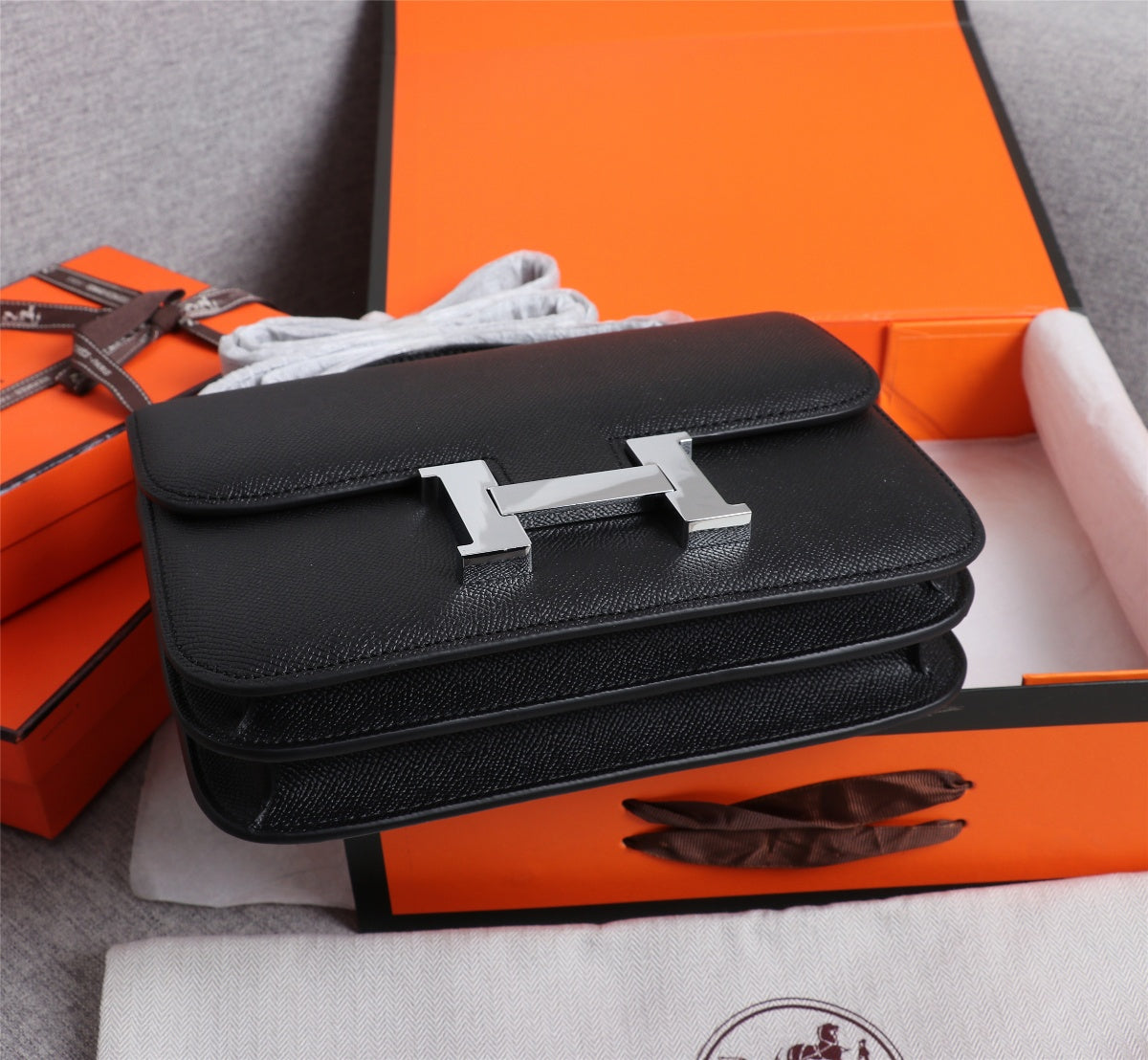 BOLSAS HM CONSTANCE 19 NEGRO EPSOM HERRAJES PLATEADOS