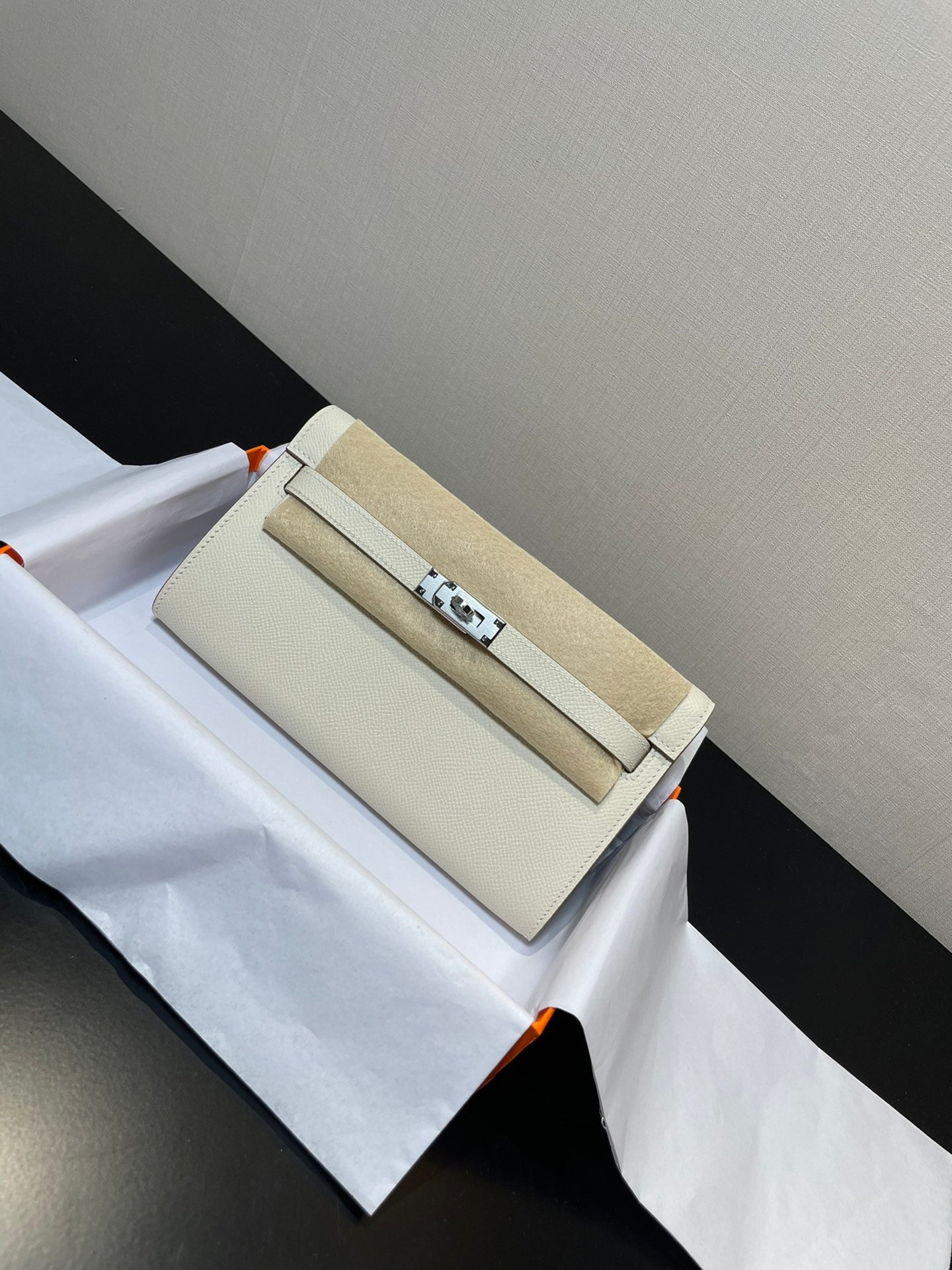Kelly WOC 20.5 blanco Epsom herrajes plateados