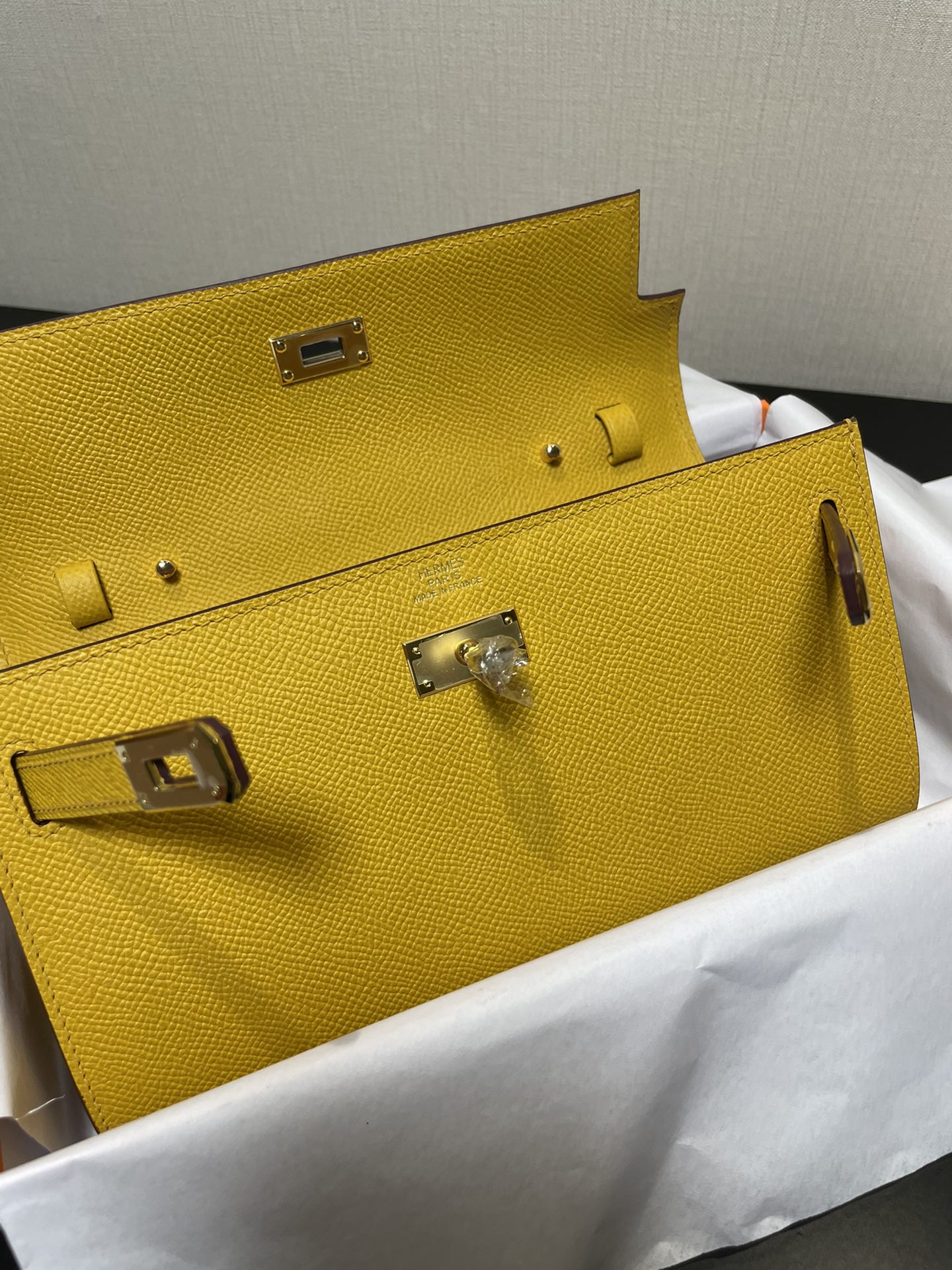 Kelly WOC 20.5 amarillo Epsom Gold Hardware