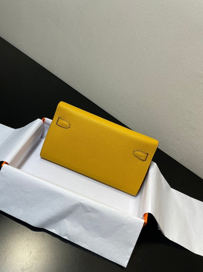 Kelly WOC 20.5 amarillo Epsom herrajes plateados