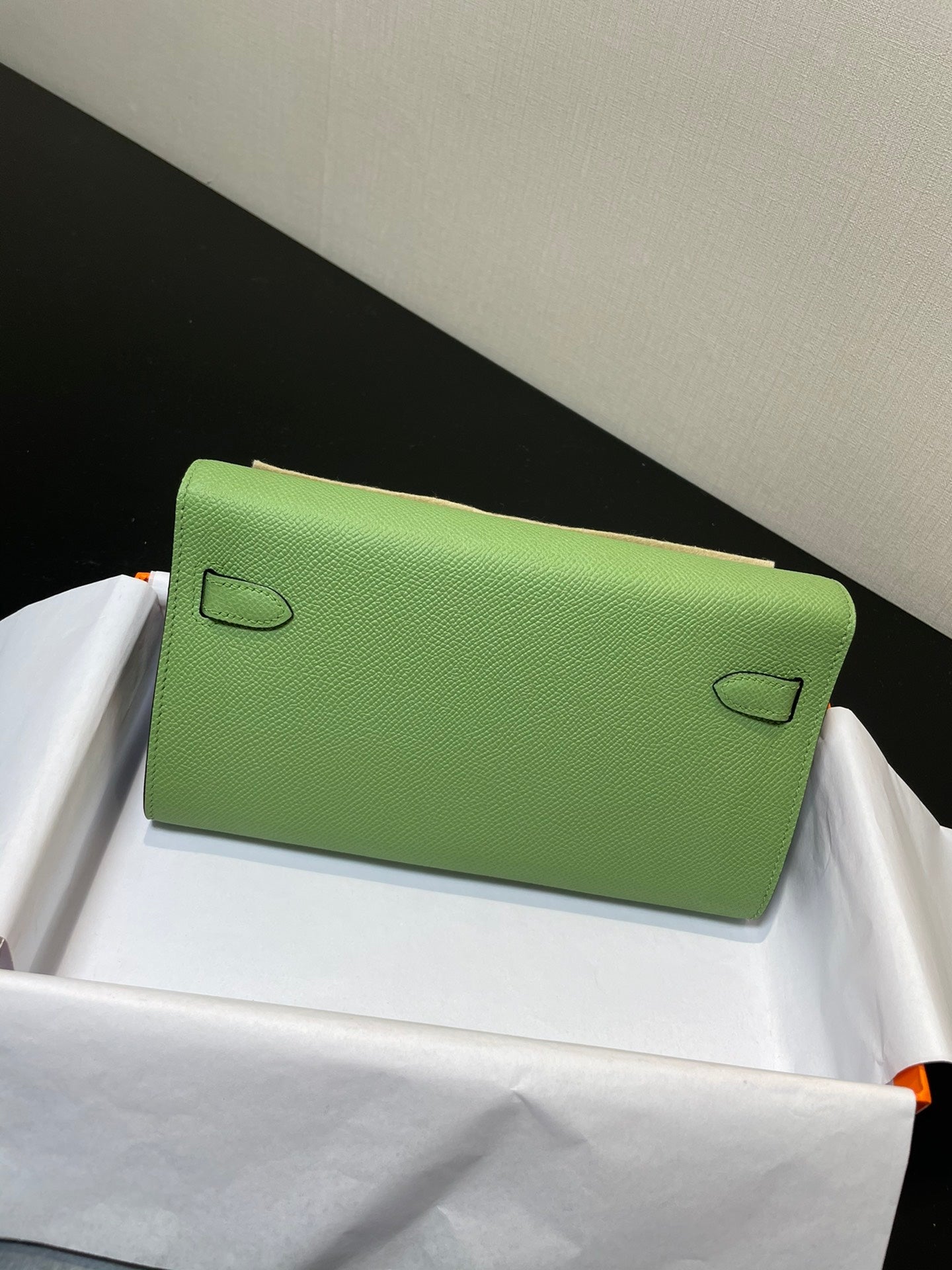 Kelly WOC 20.5 verde Epsom con herrajes dorados
