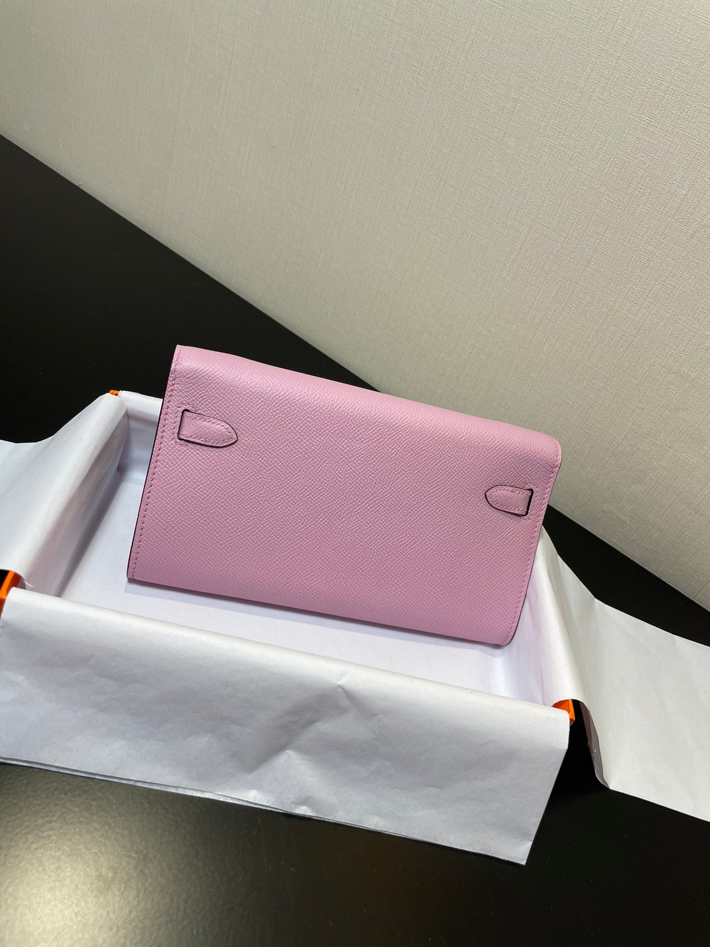Kelly WOC 20.5 rosa claro, herrajes plateados Epsom