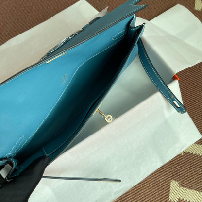 HM Kelly Cut 31cm Cuero Swift Azul Claro Ghw