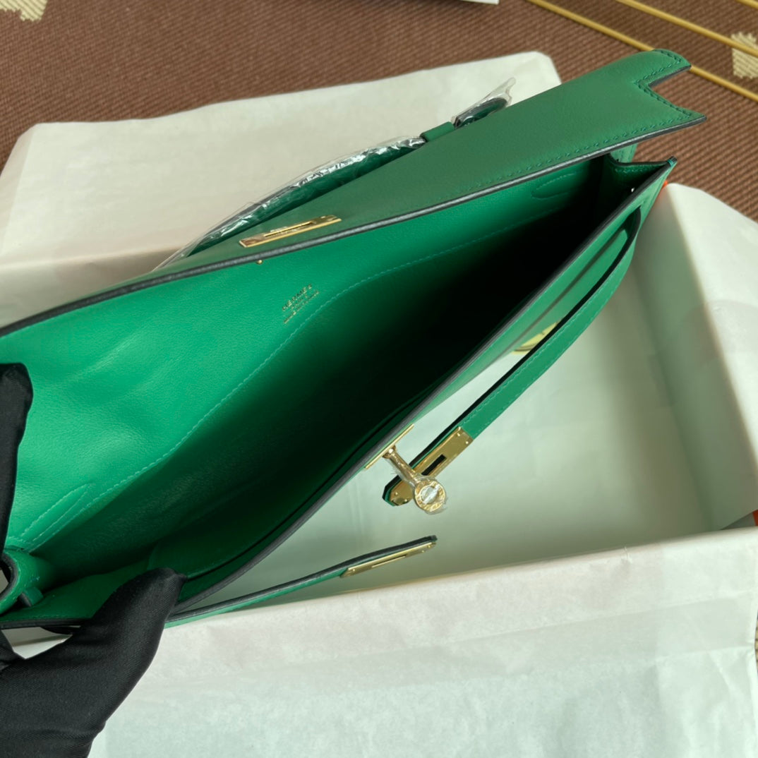 HM Kelly Cut 31cm Cuero Swift Verde Ghw