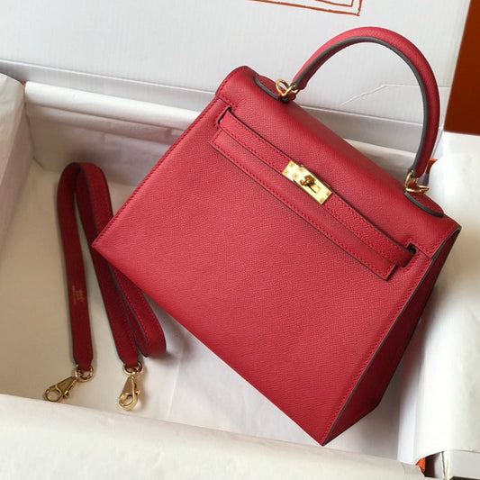 HM Kelly 32 cm, cuero Epsom rojo oscuro, herrajes dorados