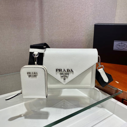BOLSO SOBRE CON SOLAPA 20 EN PIEL SAFFIANO BLANCA
