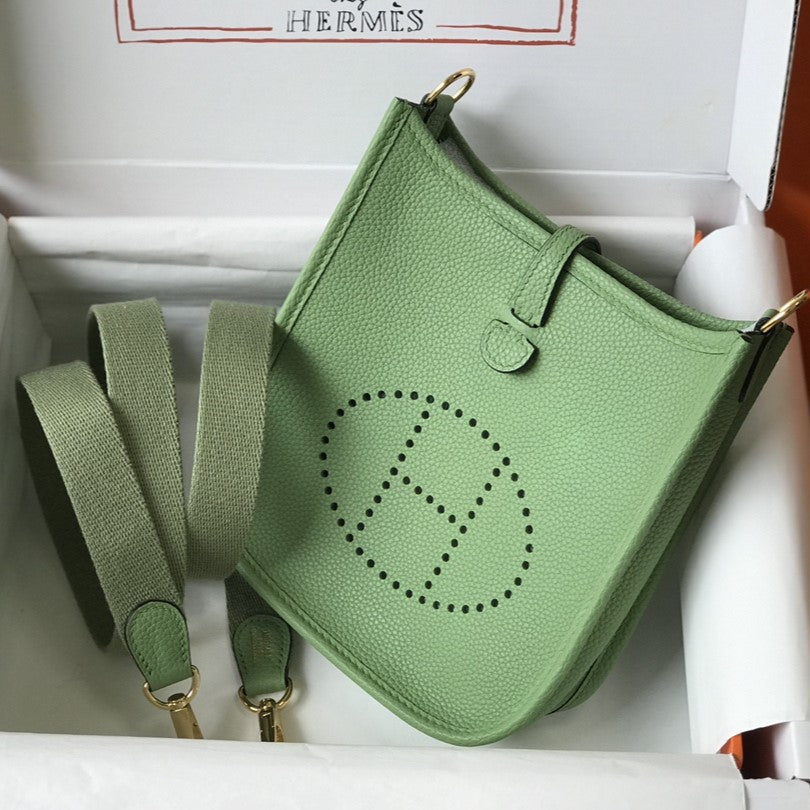 Mini Evelyne 18cm Verde Oscuro Togo Ghw