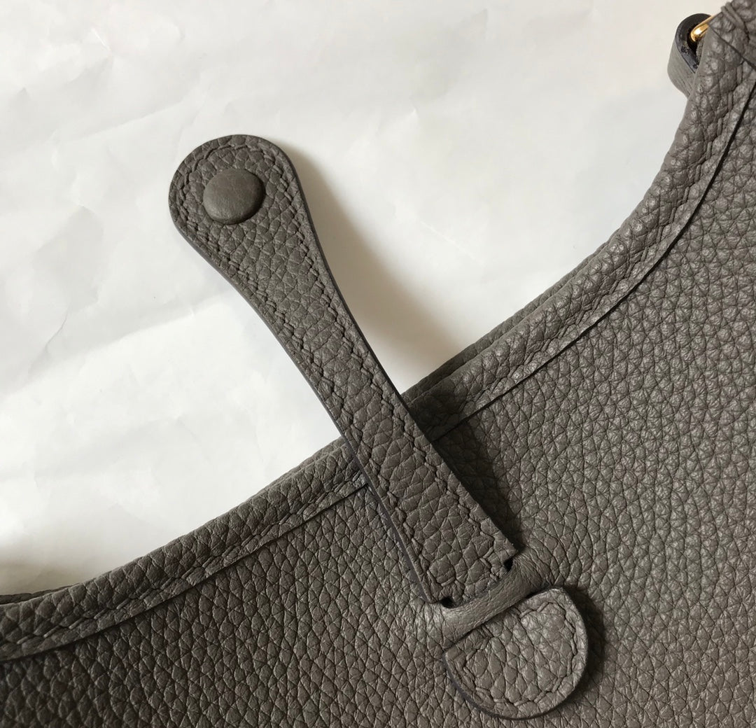 Mini Evelyne 18cm Gris Oscuro Togo Ghw