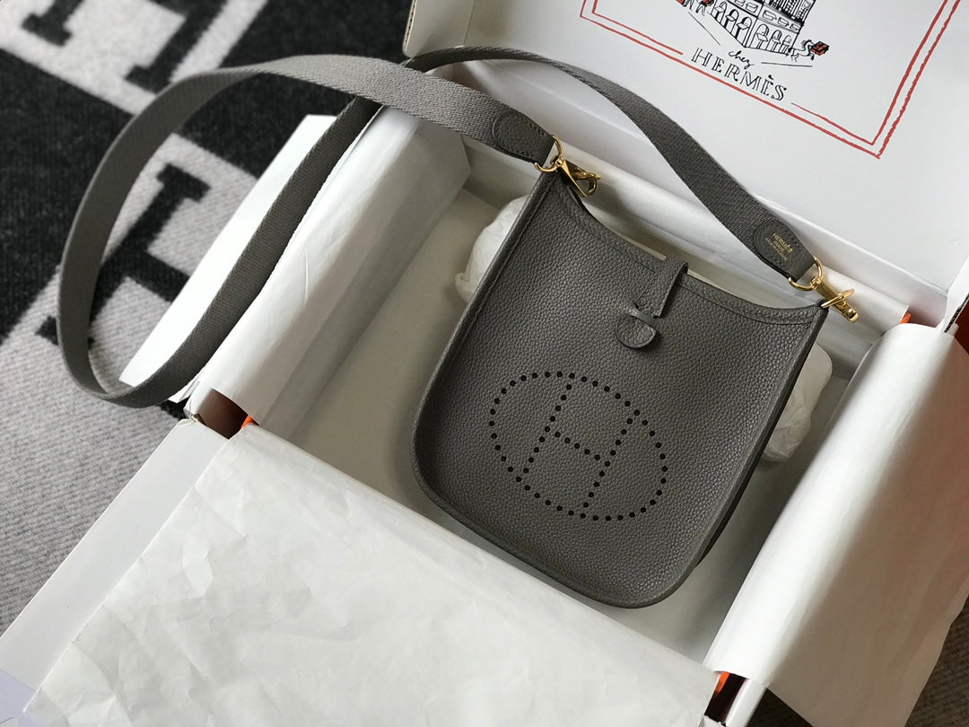 Mini Evelyne 18cm Gris Oscuro Togo Ghw