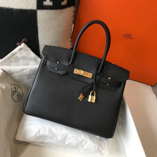 HM BIRKIN 30CM PIEL TOGO NEGRA CON HERRAJES DORADOS