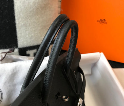 HM BIRKIN 30CM PIEL TOGO NEGRA Y HERRAJES PLATEADOS