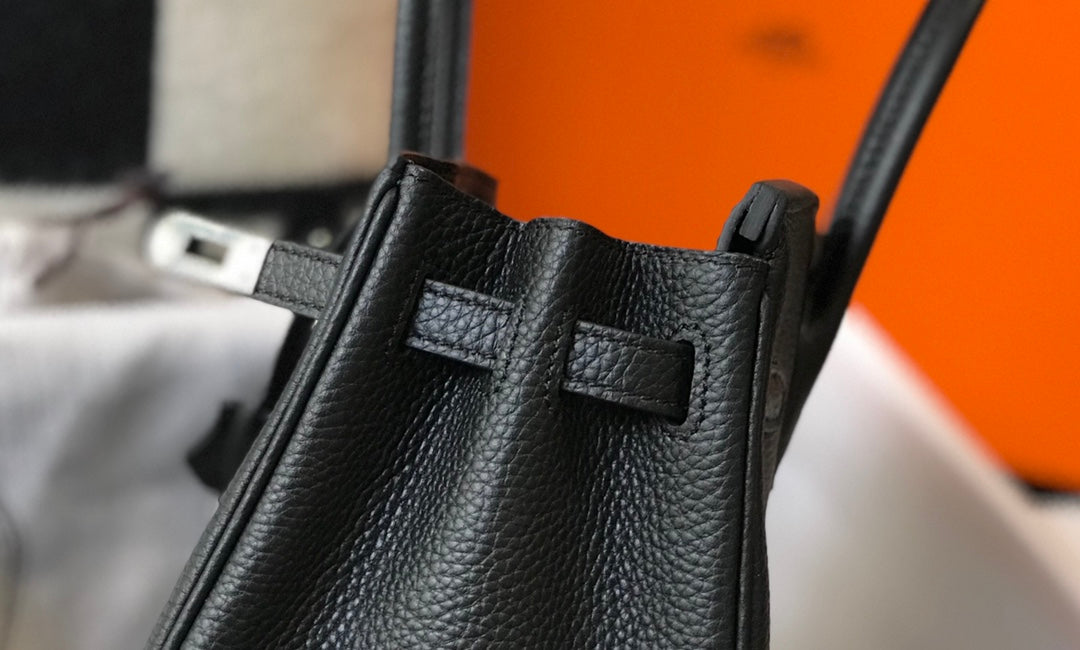 HM BIRKIN 30CM PIEL TOGO NEGRA CON HERRAJES DORADOS